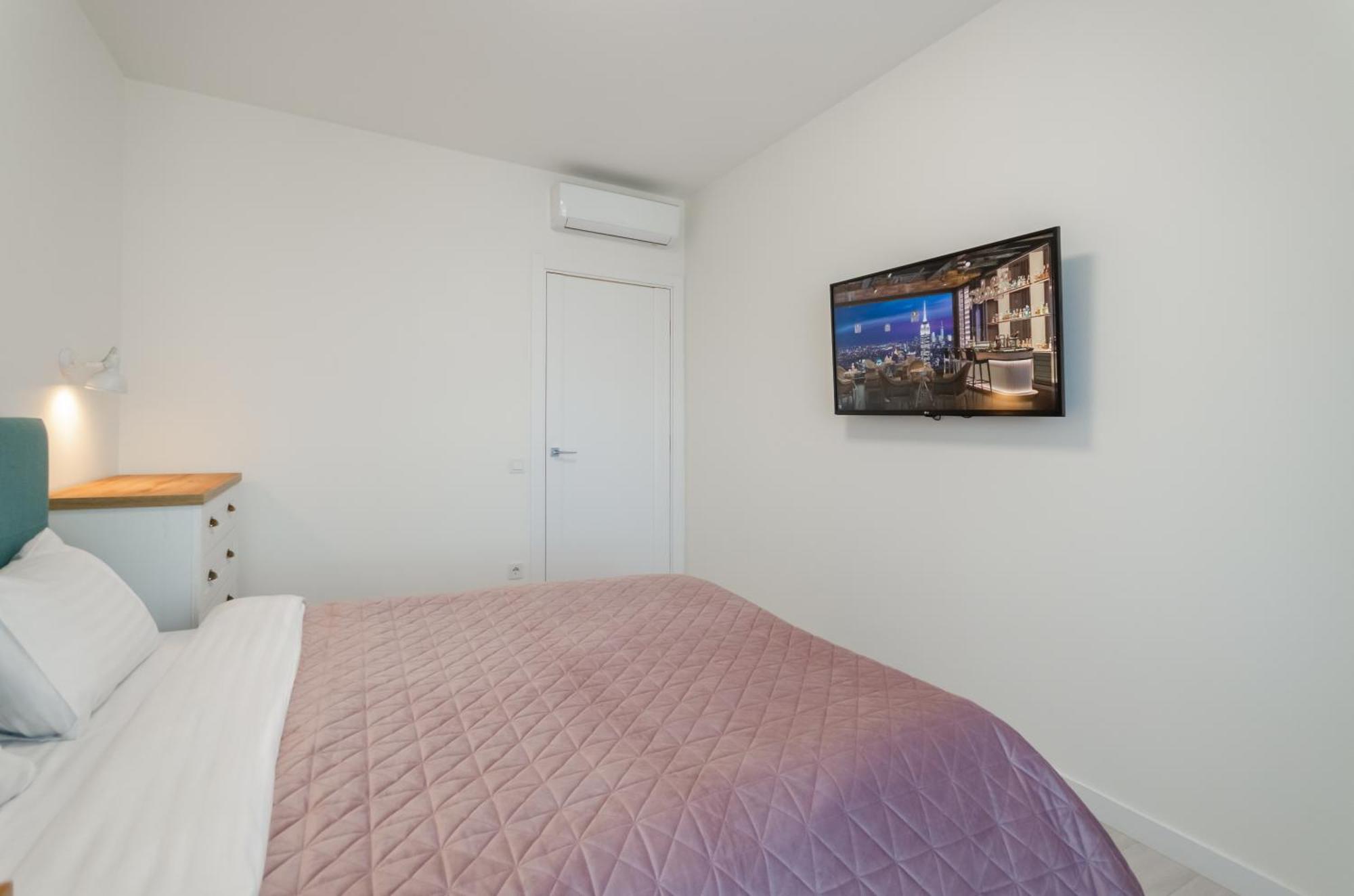 Petrovdom 234-241-86-96 In City View Apartments At Rc Kvartet,Near Central Railway Station Kyiv Exterior foto
